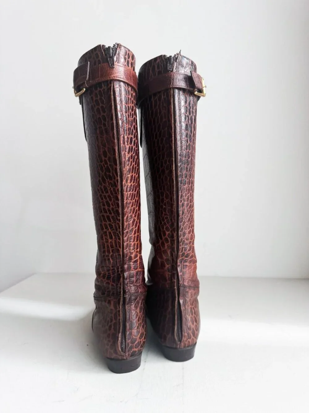 Vintage Handmade BCBG Alligator Print Brown Boots 7